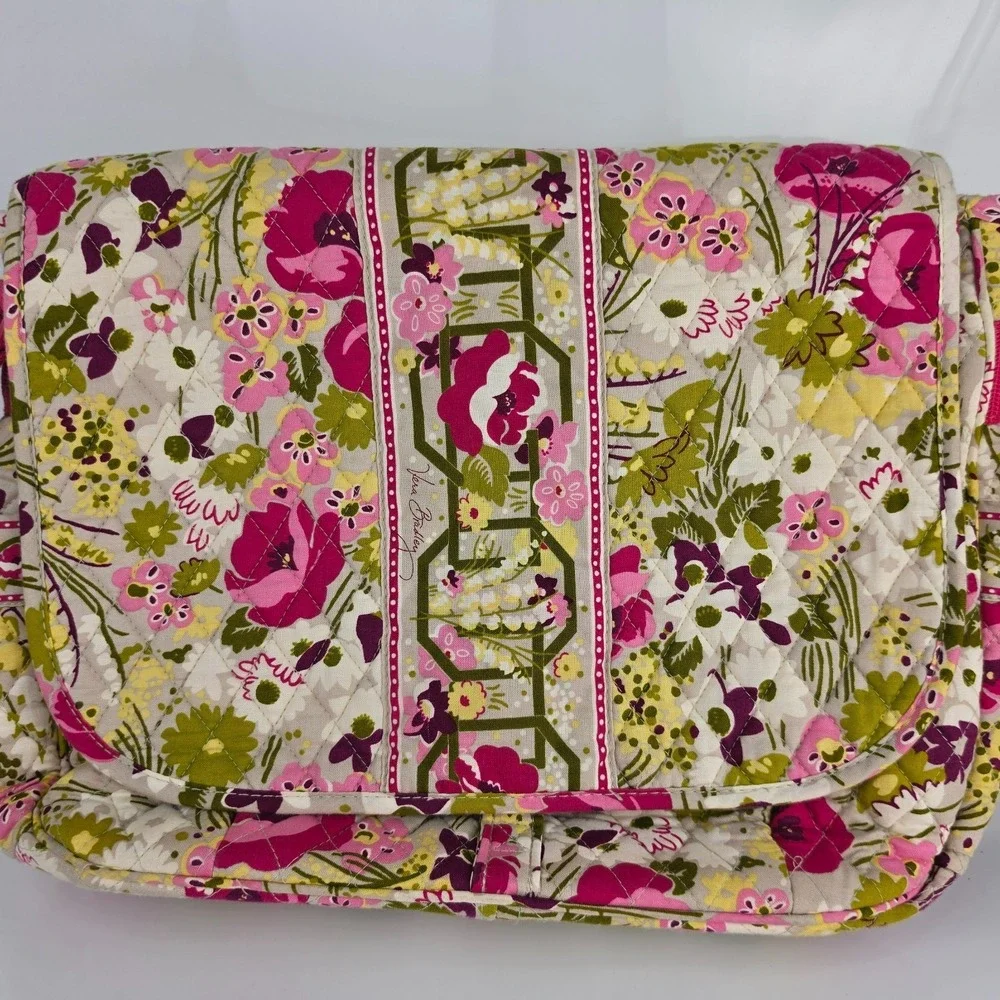 Vera Bradley Make Me Blush Quilted Laptop Messenger Bag‎ Retired 2010 Floral
